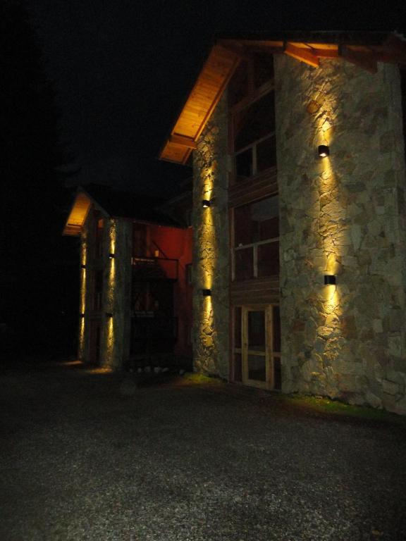 Unquehue Apartamentos Dormis Villa La Angostura Bagian luar foto